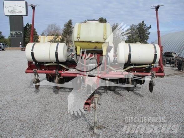 White 6100 Planters