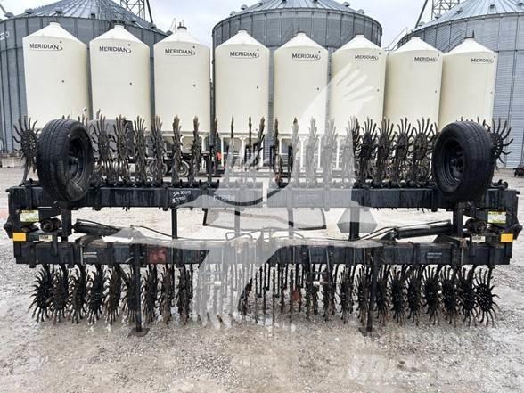 YETTER 3530 Other tillage machines and accessories