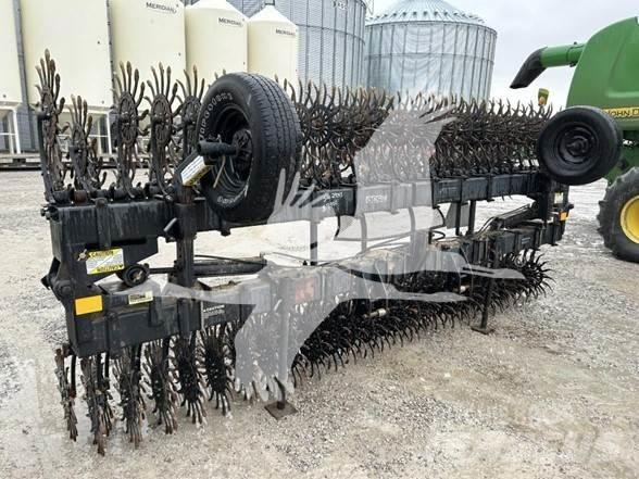 YETTER 3530 Other tillage machines and accessories