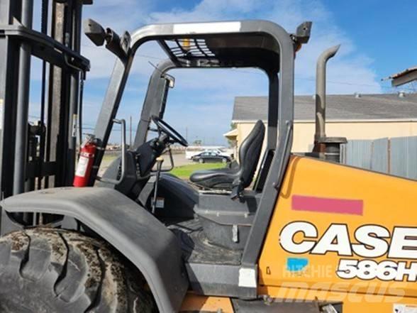 CASE 586H Rough terrain truck