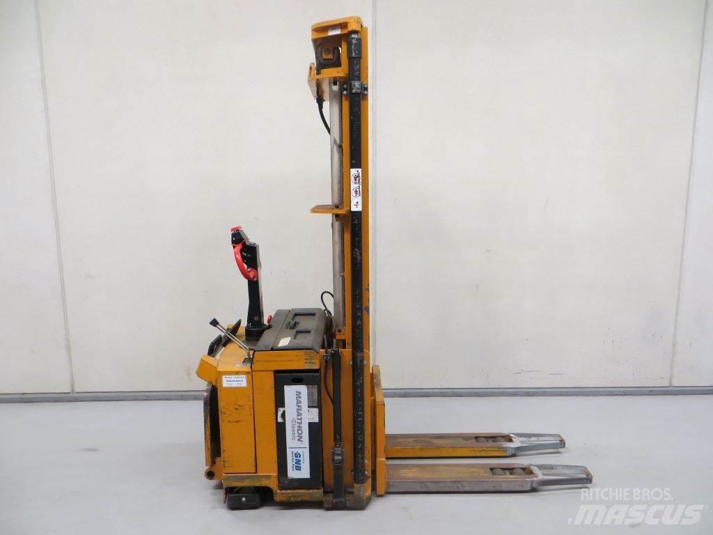 BV S14I FFTL Self propelled stackers