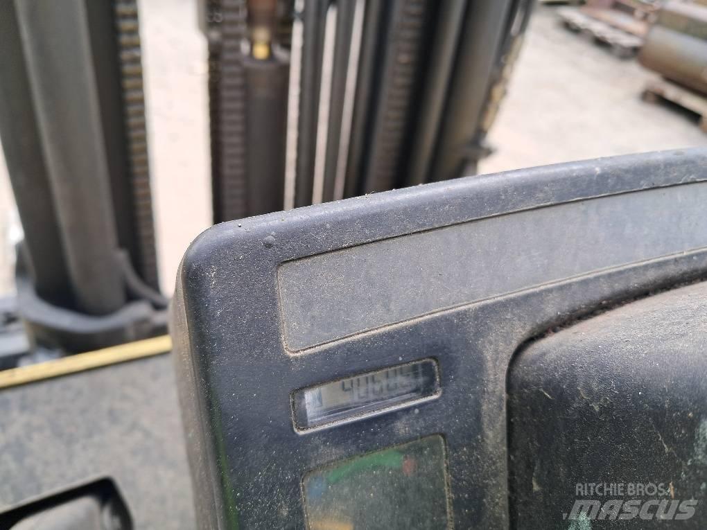 Hyster H250XL LPG trucks