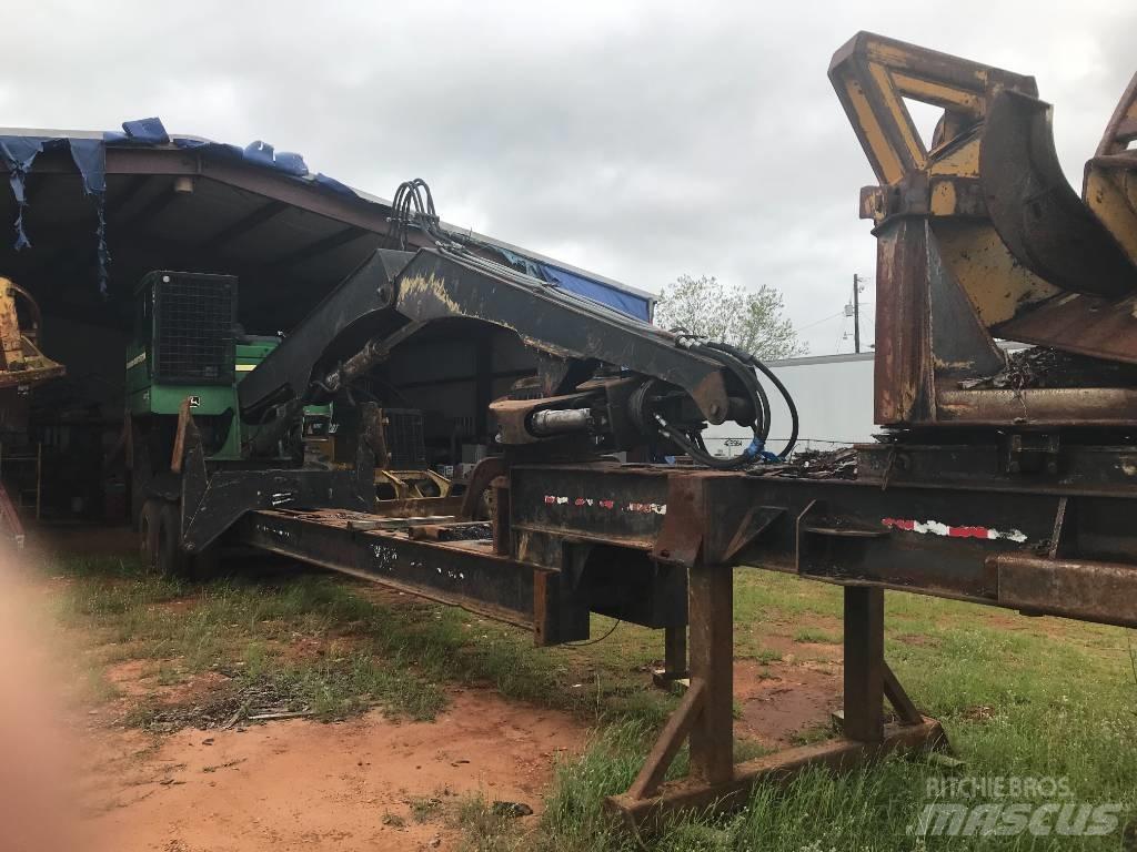 John Deere 437 D Knuckle boom loaders