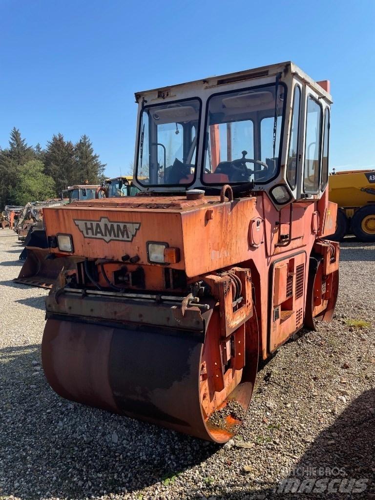 Hamm DV06V Twin drum rollers