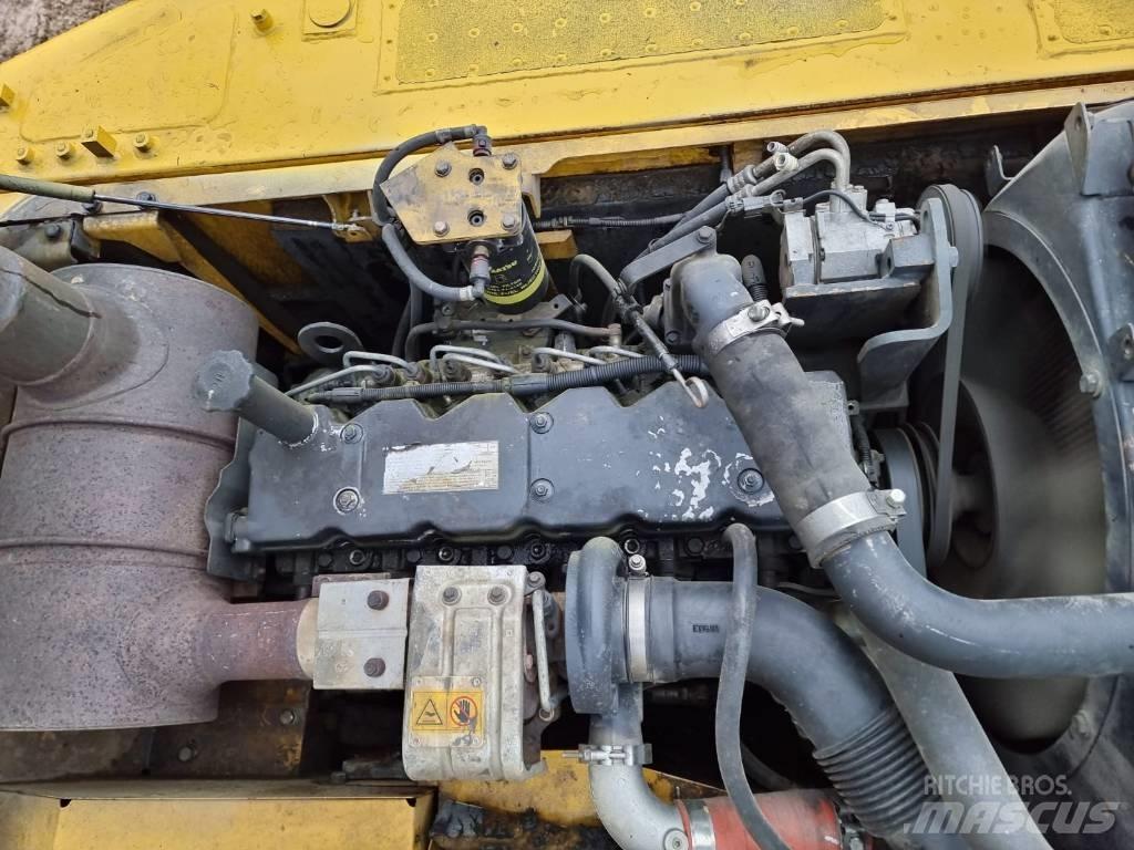 Komatsu PC 210-8 Crawler excavators