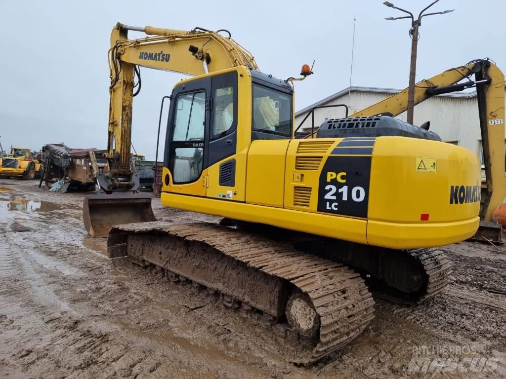 Komatsu PC 210-8 Crawler excavators