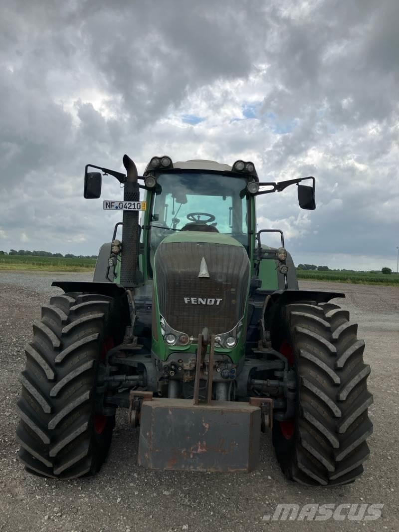 Fendt 930 COM 3 Tractors