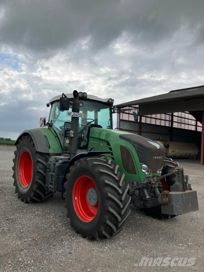 Fendt 930 COM 3 Tractors