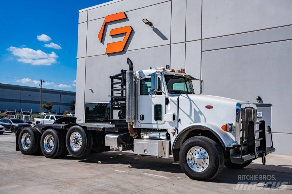 Peterbilt 367 Prime Movers