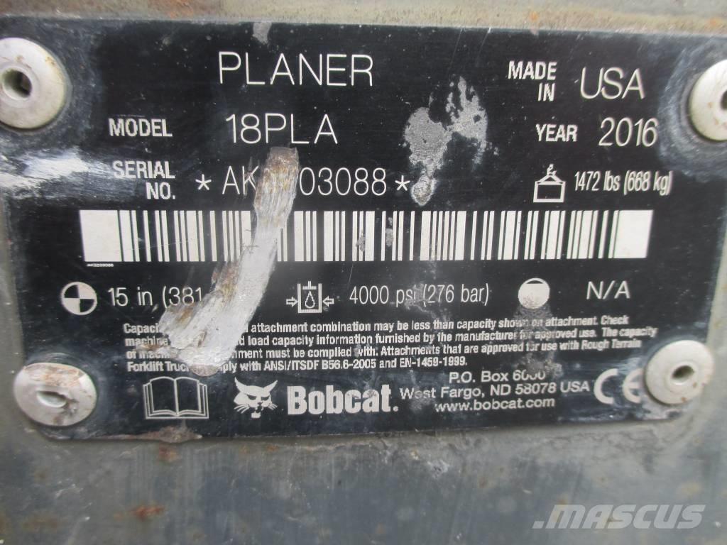 Bobcat 18 PLA Scrapers