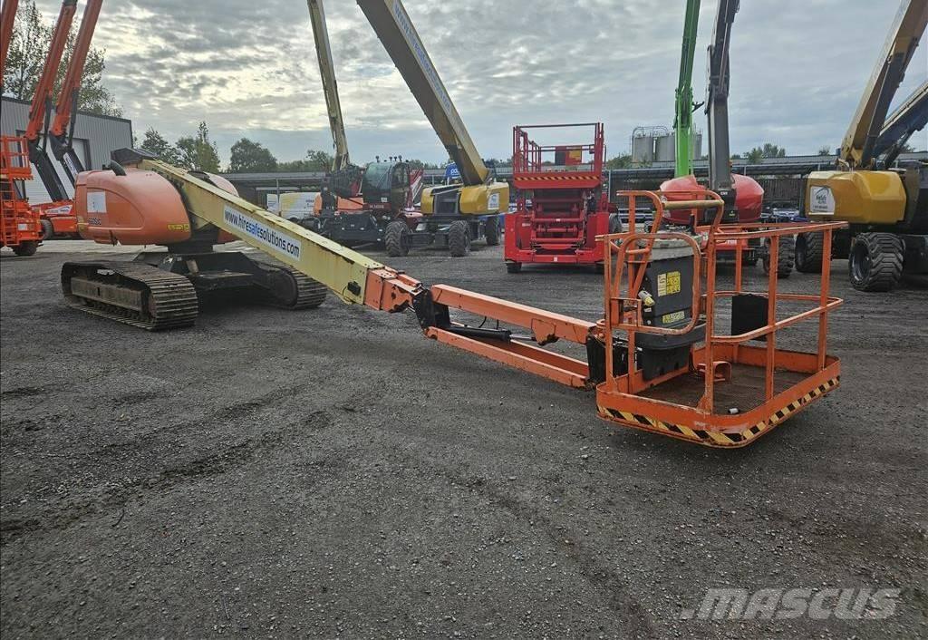 JLG 660SJC Telescopic boom lifts
