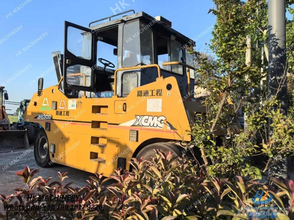 XCMG XP302 Pneumatic tired rollers