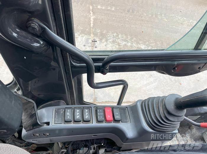 Hitachi ZX140W-6 Wheeled excavators