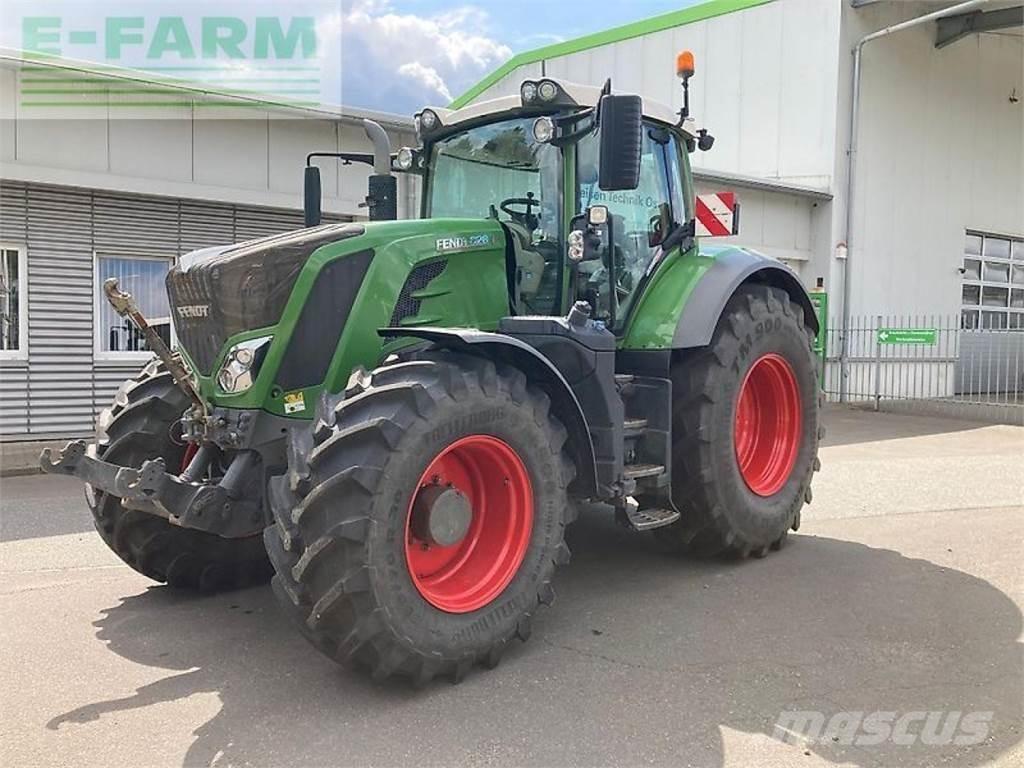 Fendt 828 vario Tractors
