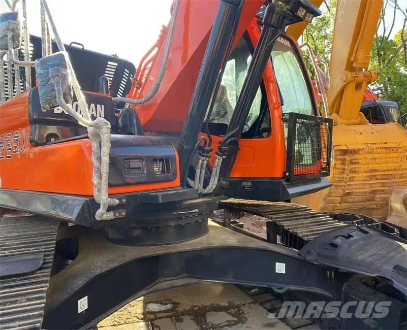 Doosan DX300LC-9C Crawler excavators