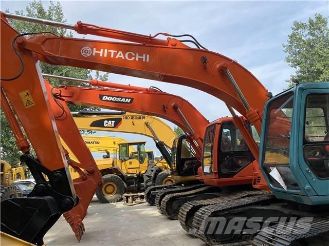 Hitachi EX200-3 Crawler excavators