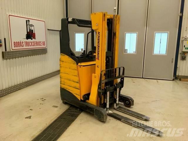 Jungheinrich ETV 110 Reach truck
