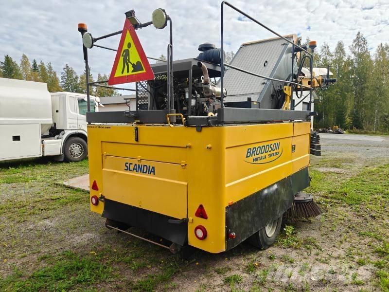 Broddson Skandia Sweepers