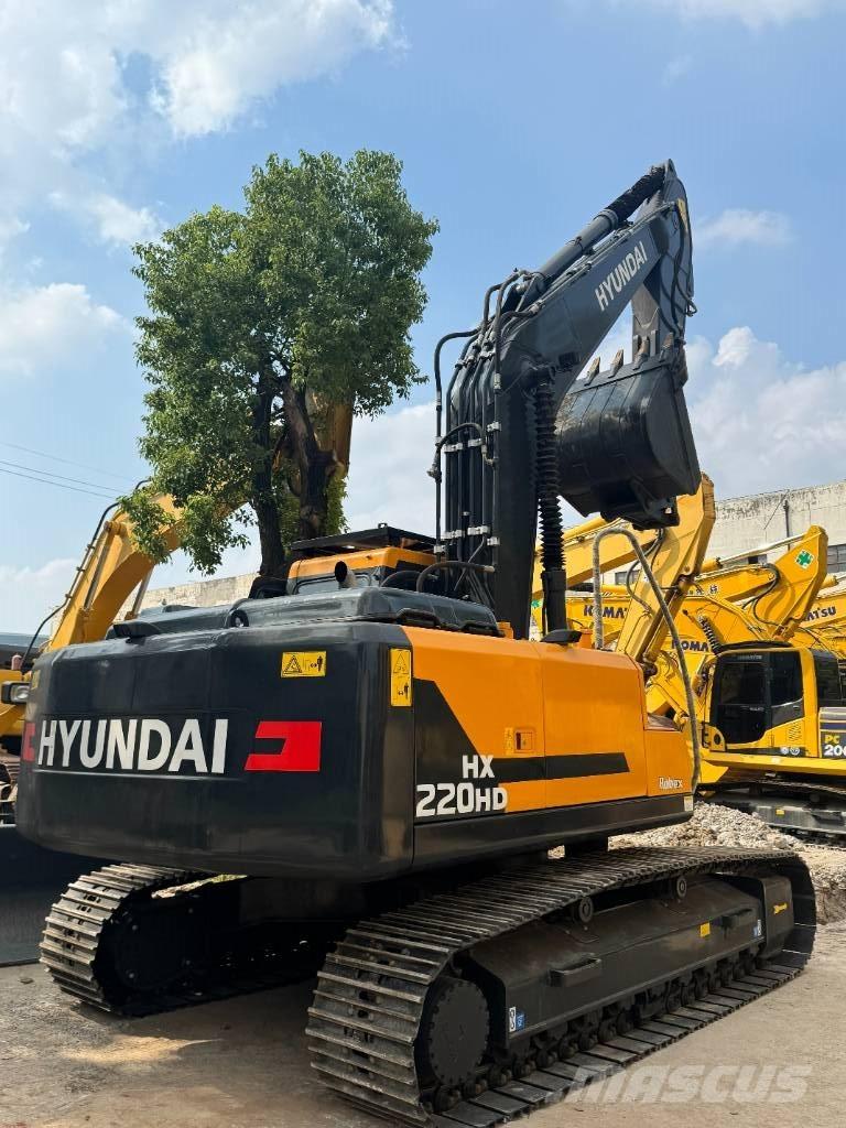Hyundai HX220HD Mini excavators  7t - 12t