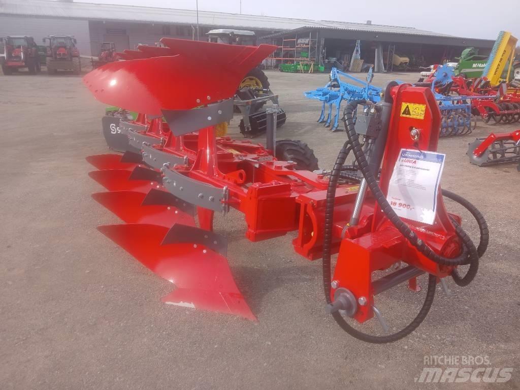 Unia Vario 4S Reversible ploughs