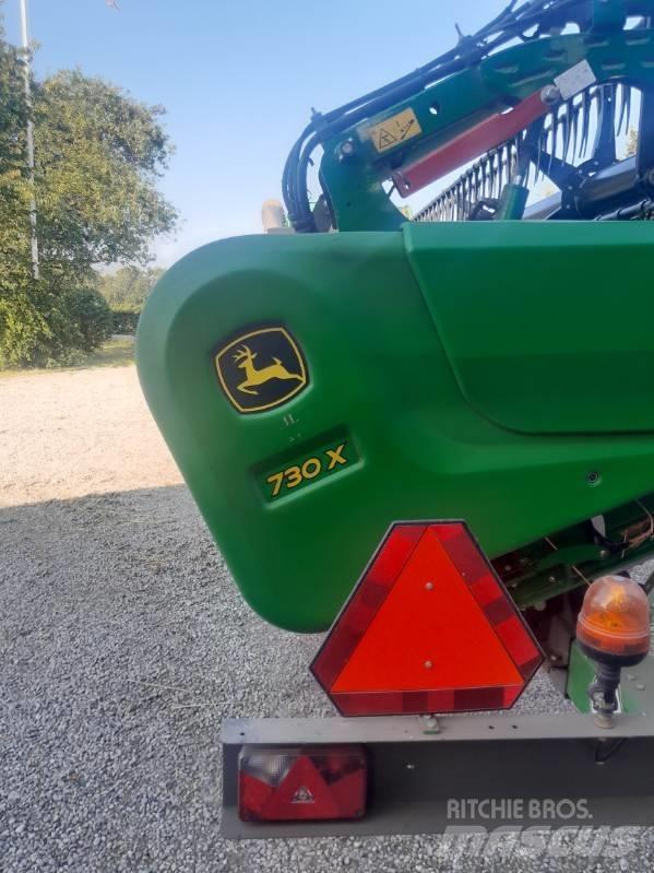 John Deere T 670 i Combine harvesters