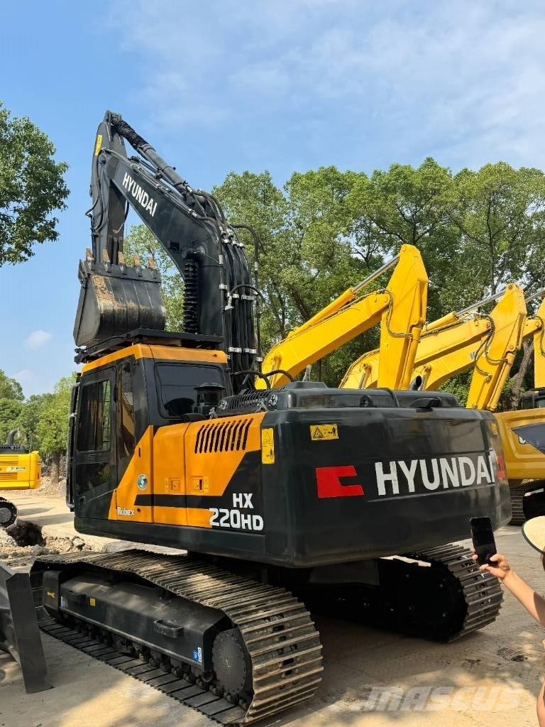 Hyundai HX220HD Mini excavators  7t - 12t