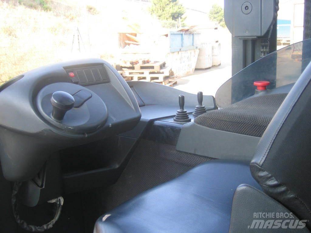 Linde R14 03 Reach truck