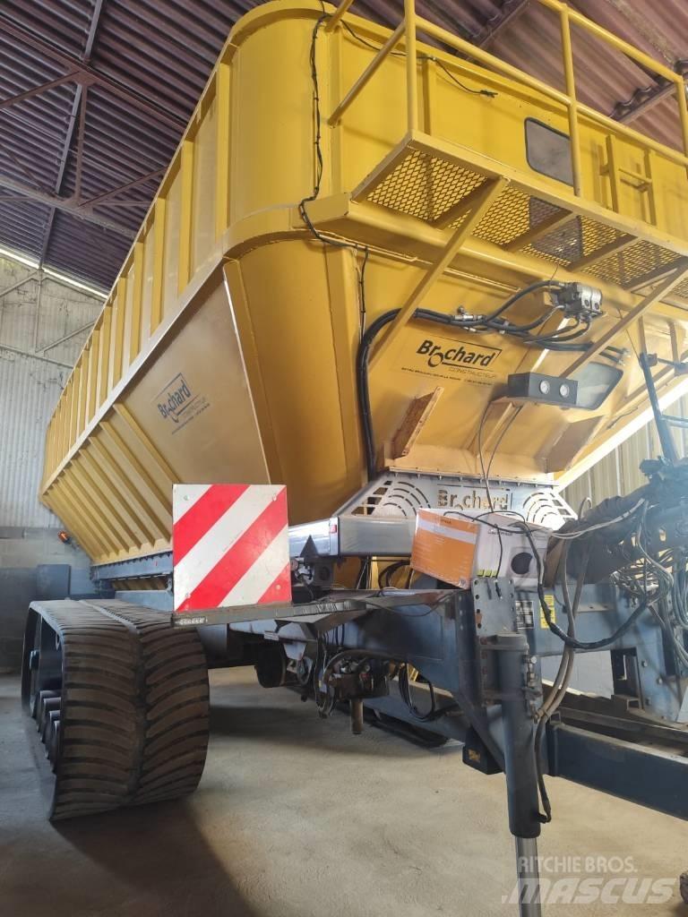 Brochard 30T Tipper trucks