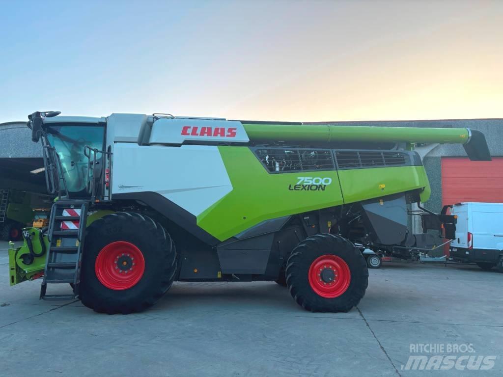 CLAAS Lexion 7500 Combine harvesters