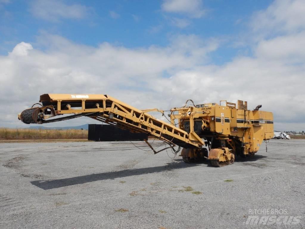 CMI PR650 Asphalt pavers