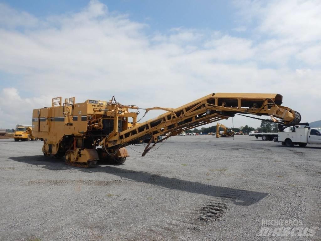 CMI PR650 Asphalt pavers