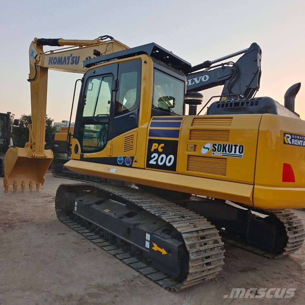 Komatsu PC 200-8 Crawler excavators