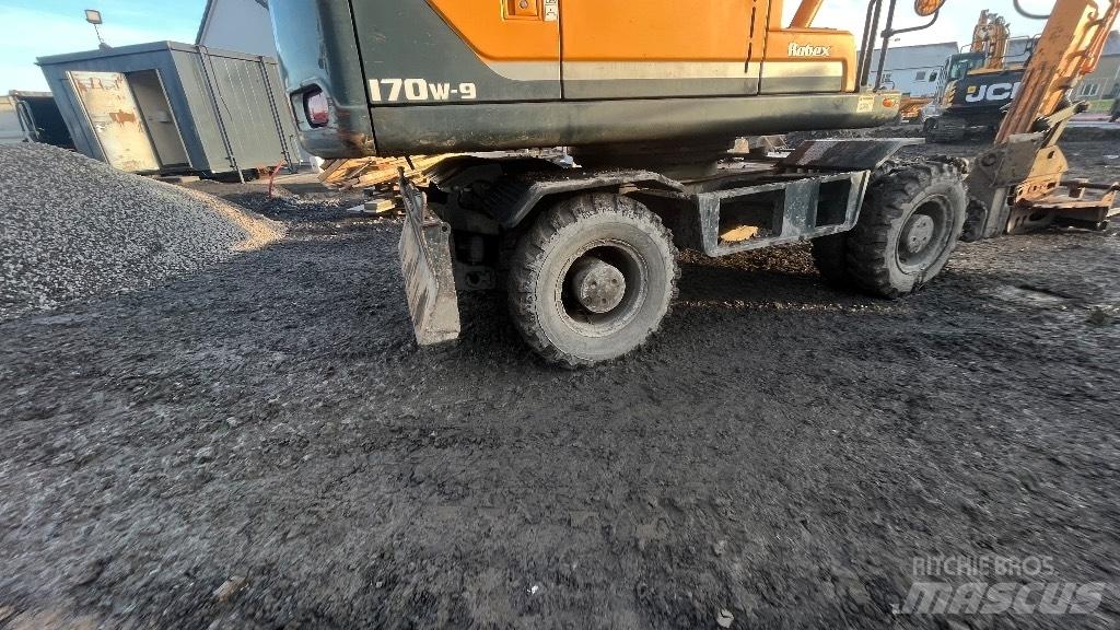Hyundai Robex 170w-9 Wheeled excavators