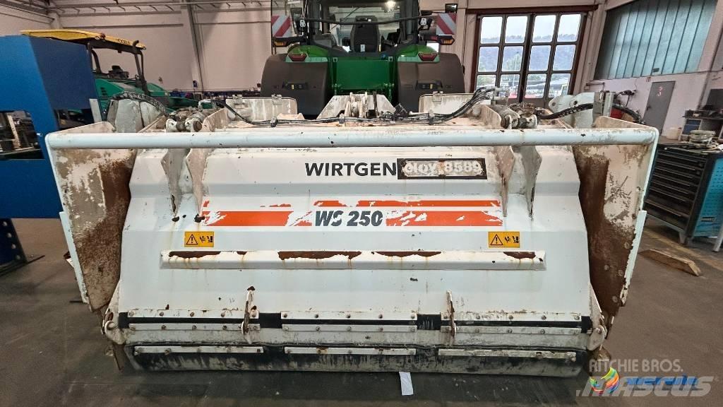 Wirtgen WS 250 Asphalt recycling