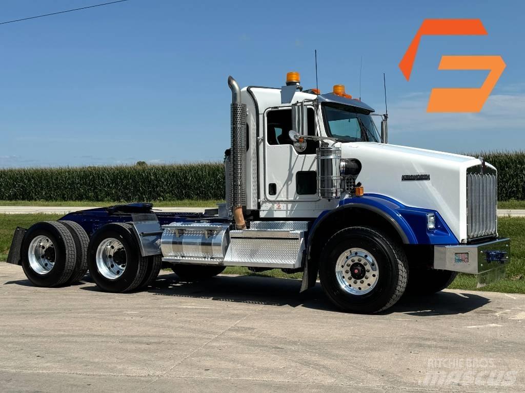 Kenworth T 800 Prime Movers