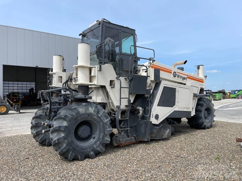 Wirtgen WR2500 Asphalt recycling