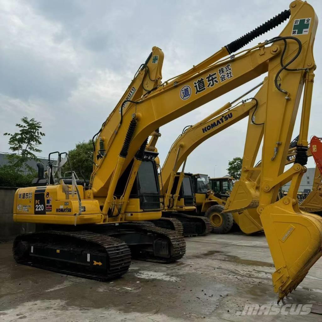 Komatsu PC 220-8 Crawler excavators