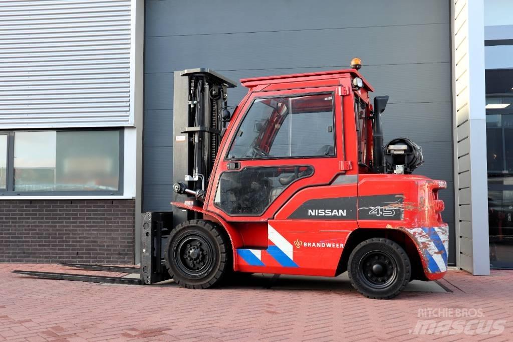 Nissan J1F4A45LY LPG trucks