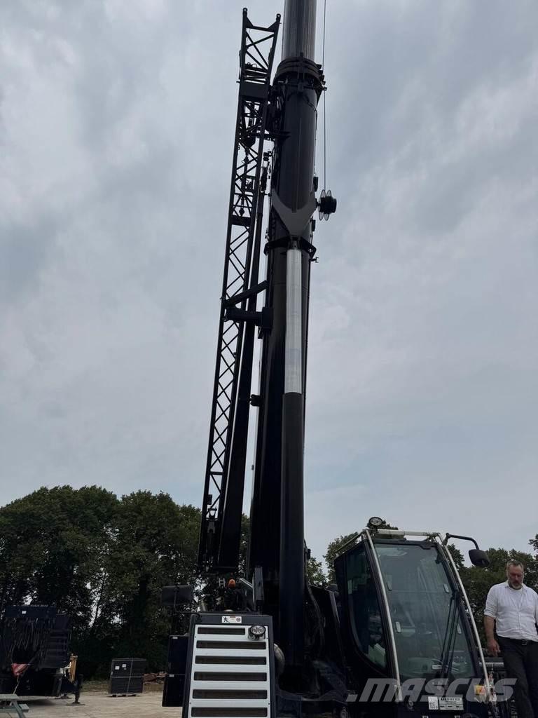 Liebherr LTR 1100 Track mounted cranes
