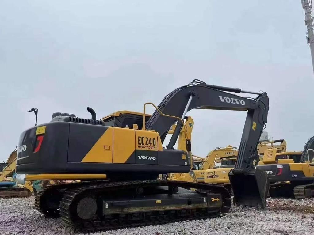 Volvo ec240D Crawler excavators
