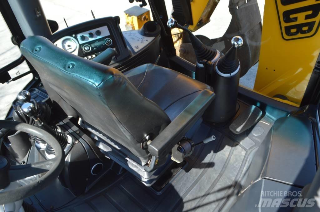 JCB 3 CX Backhoe