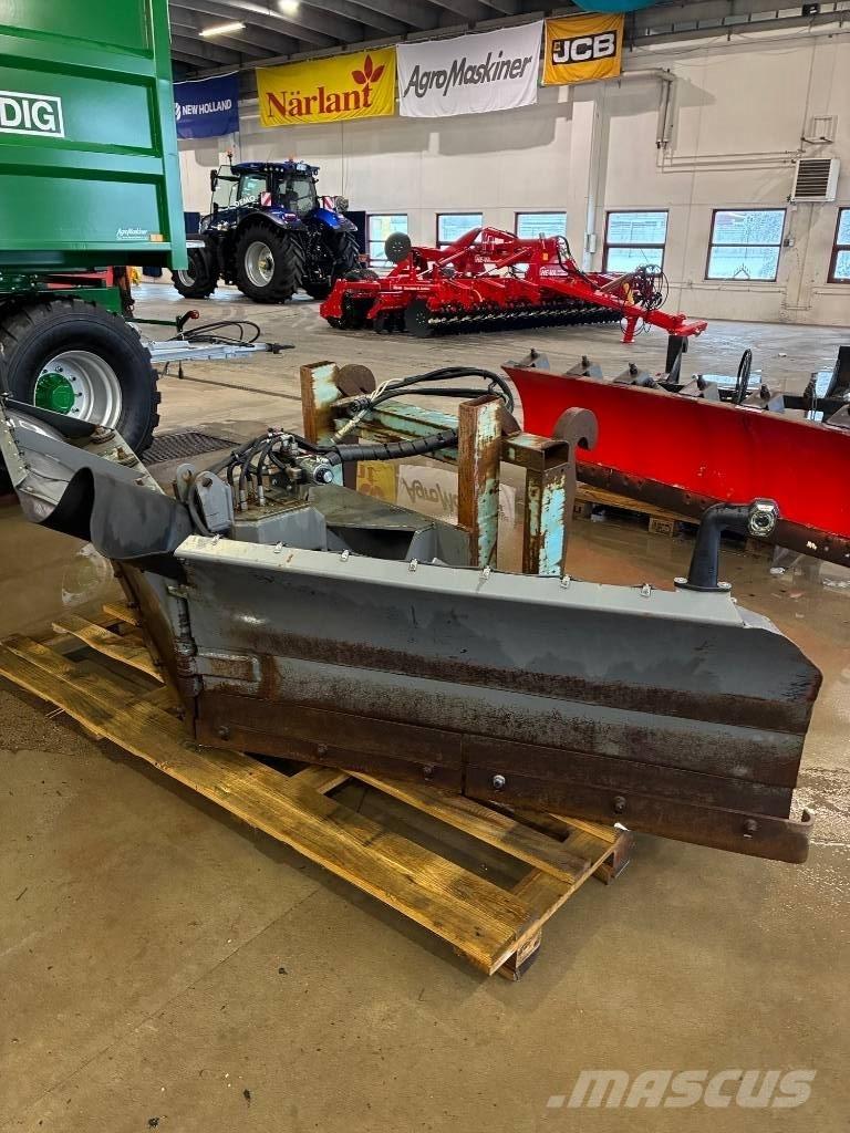 Holms KHV 320 Snow groomers