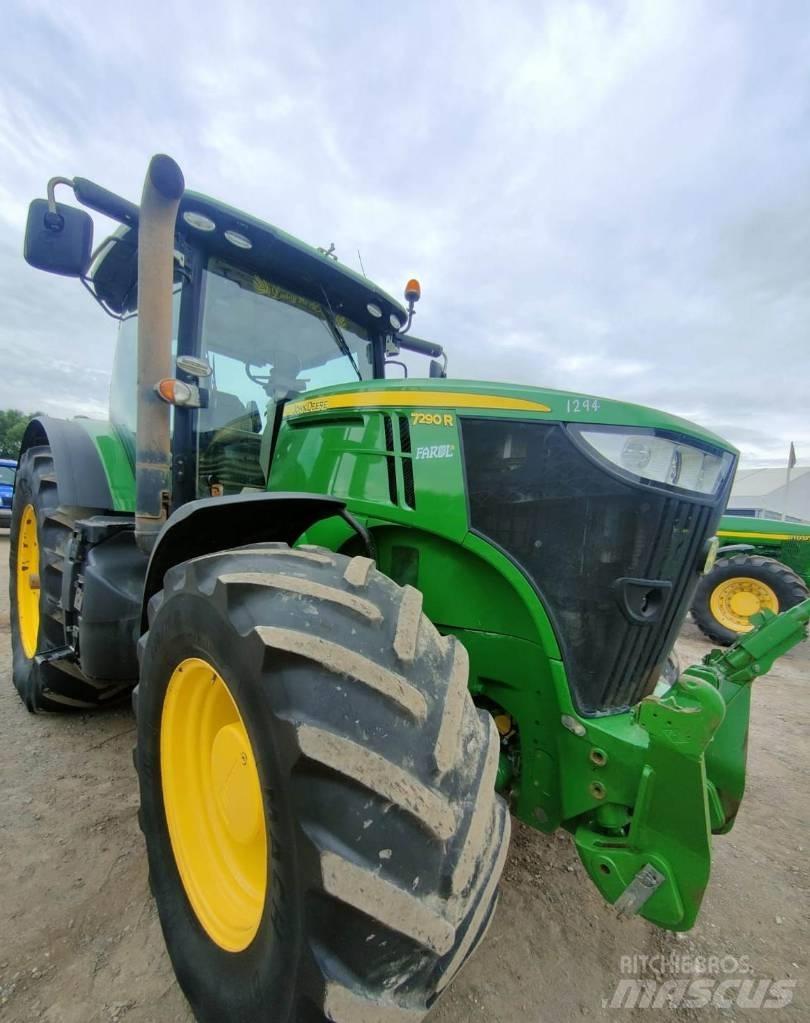 John Deere 7290 R Tractors