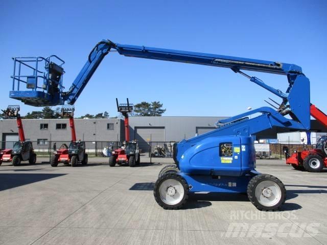 JLG 600 AJ (253) Compact self-propelled boom lifts