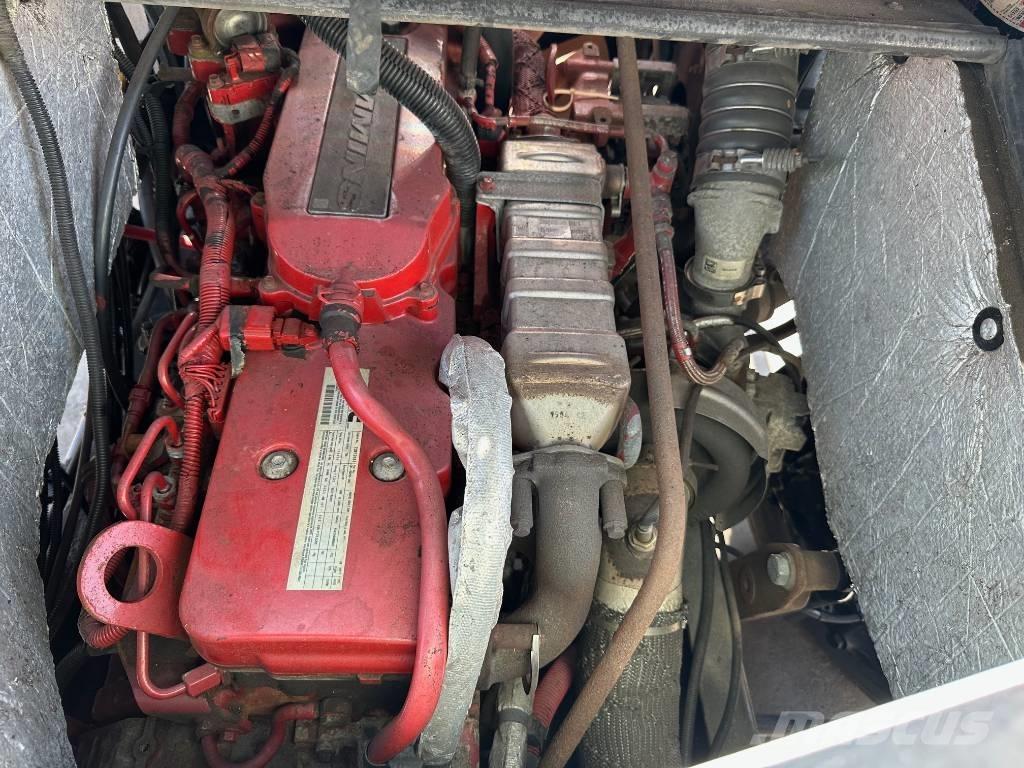  frieghtliner mt45 Pick up/Dropside