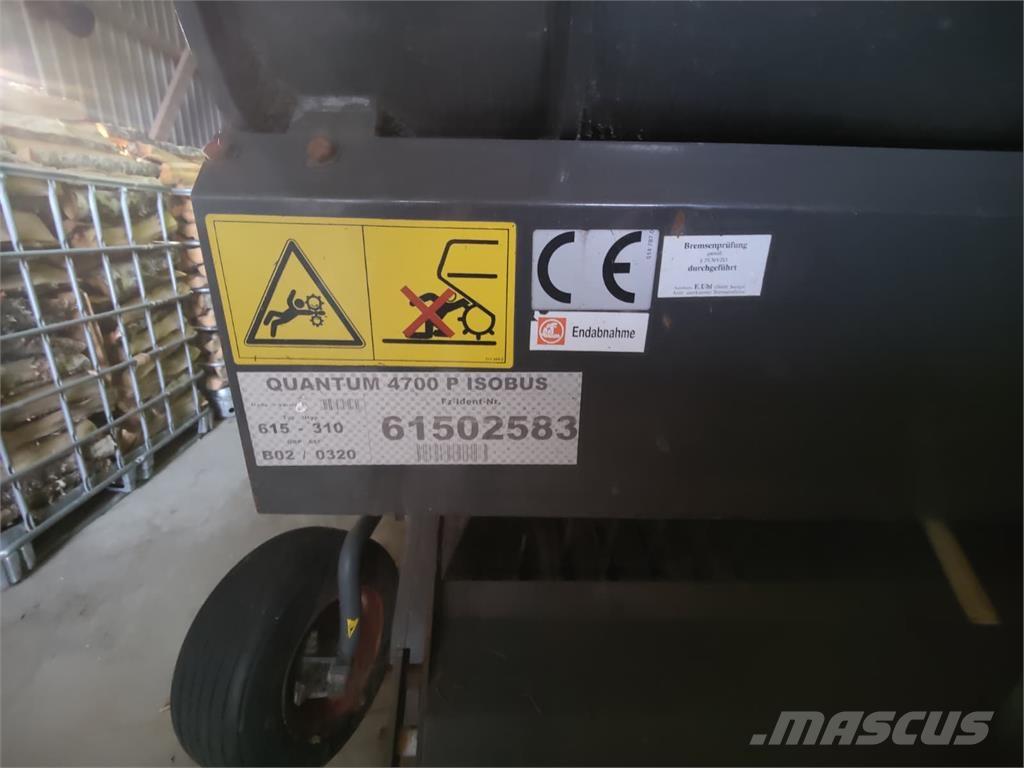 CLAAS Quantum 4700 Self-loading trailers