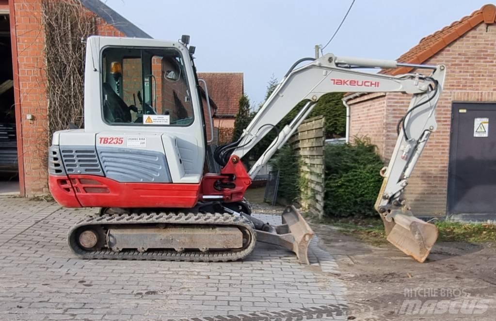 Takeuchi TB 235 Crawler excavators