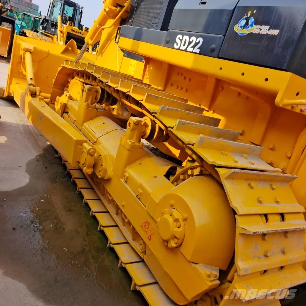 Shantui SD 22 Crawler dozers