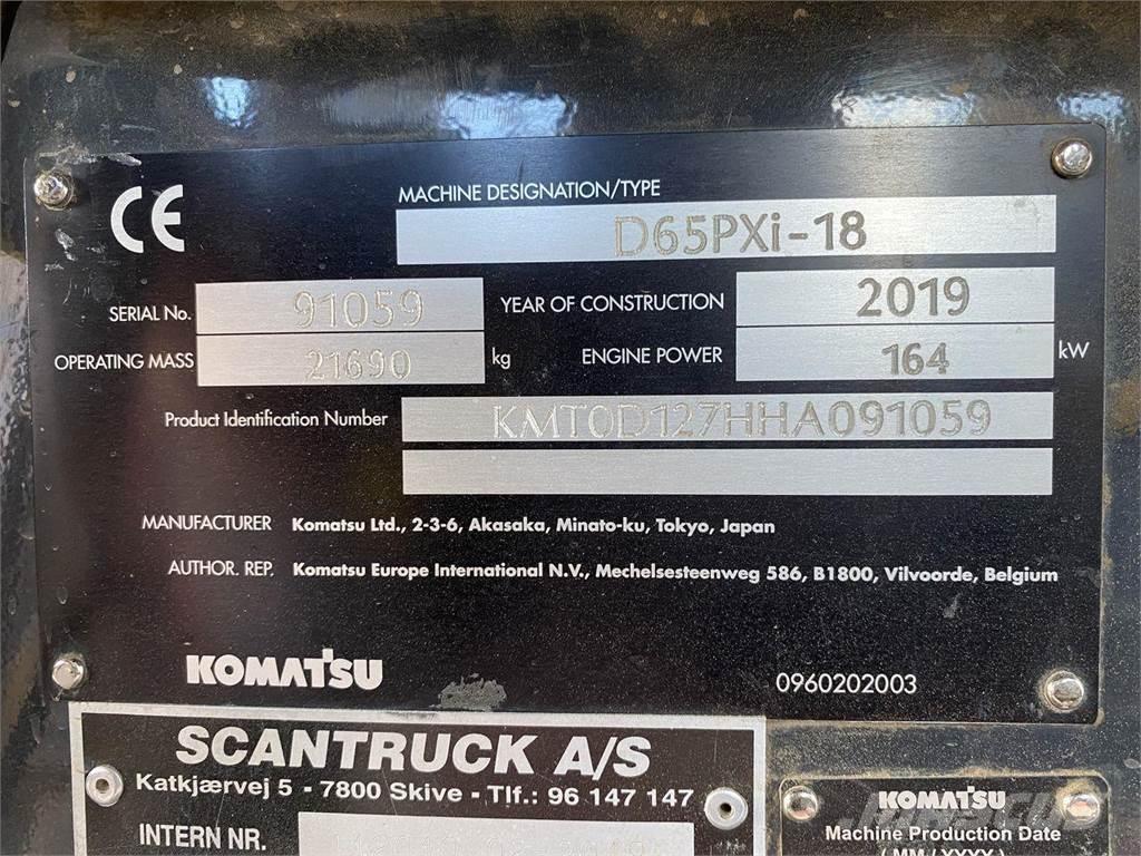 Komatsu D65PXI-18 Crawler dozers