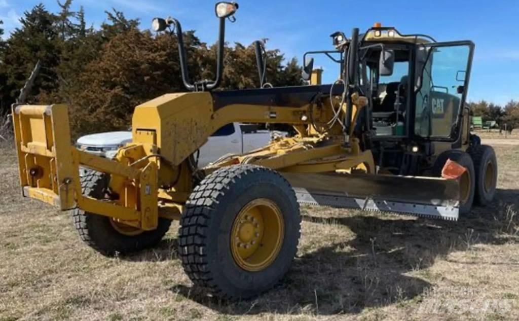 CAT 140M Graders